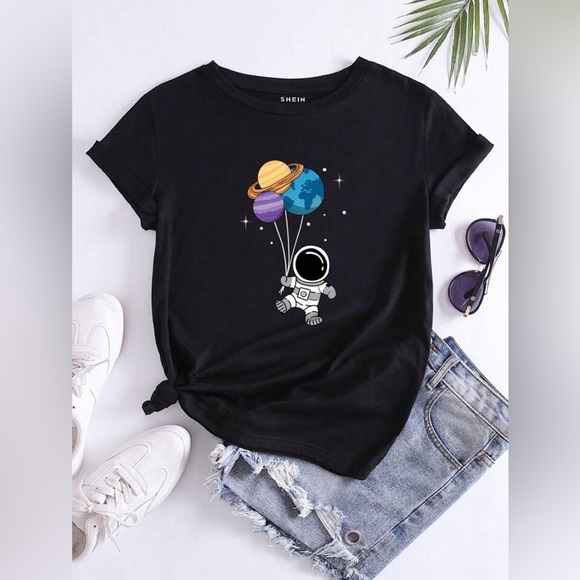 Astronaut And Planet Print Tee Graphic Tees Women Tops Cotton NWT Size M - Picture 2 of 6